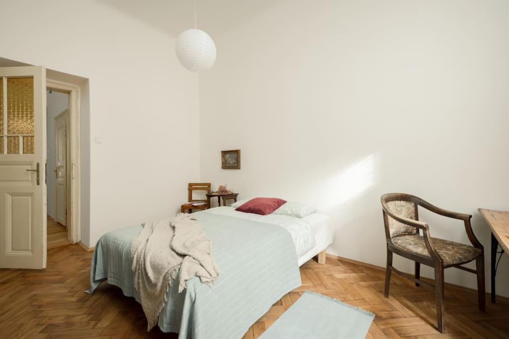 Artisan & Old-timey 2 Bedrooms Appartement *